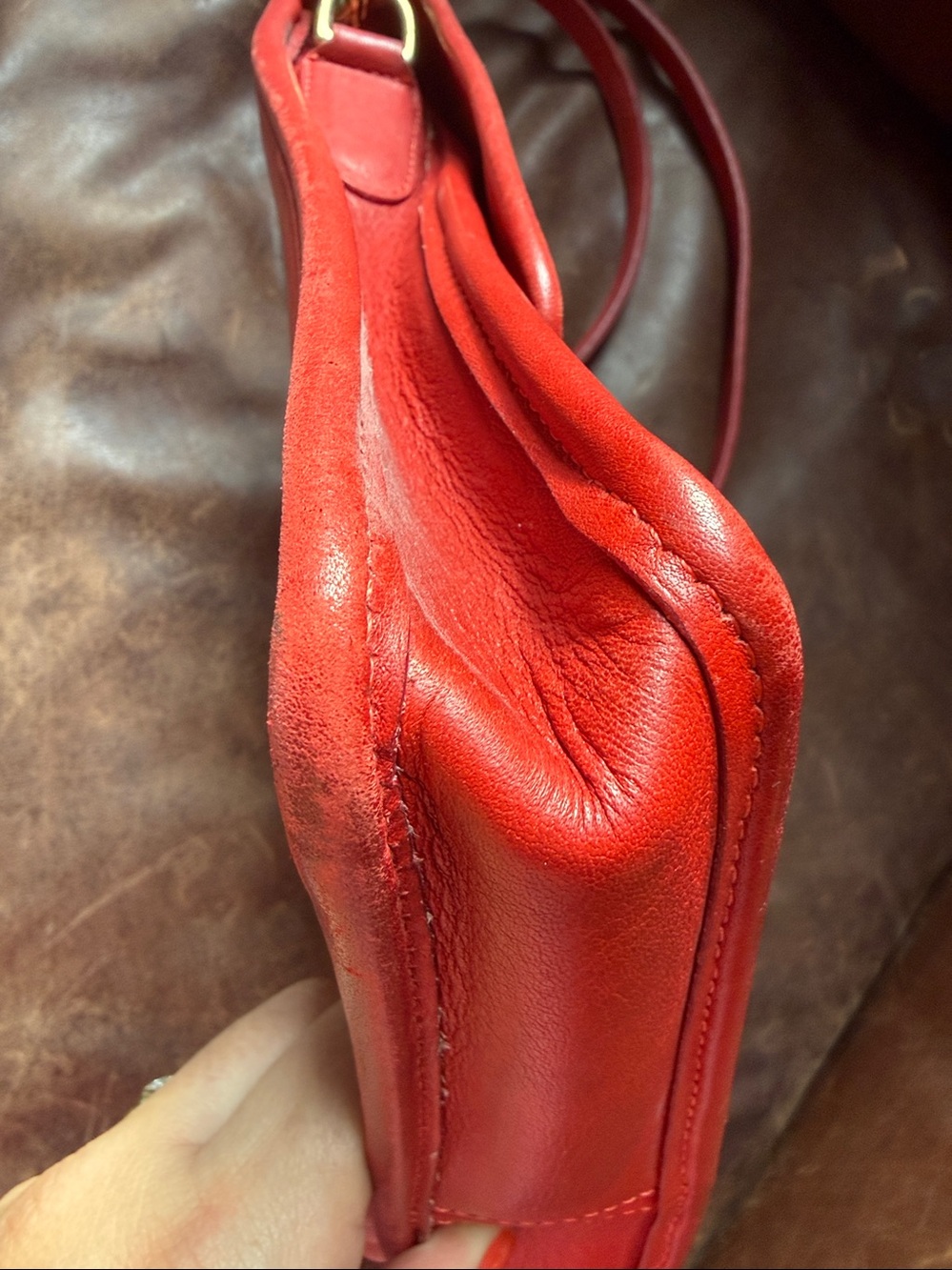 Vintage Red Coach Station bag 5130 - Picture 7 of 12